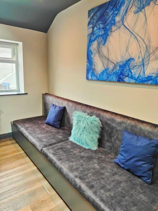 Sloane Modern 2 Bedroom Seafront Apartment Блекпул Екстериор снимка